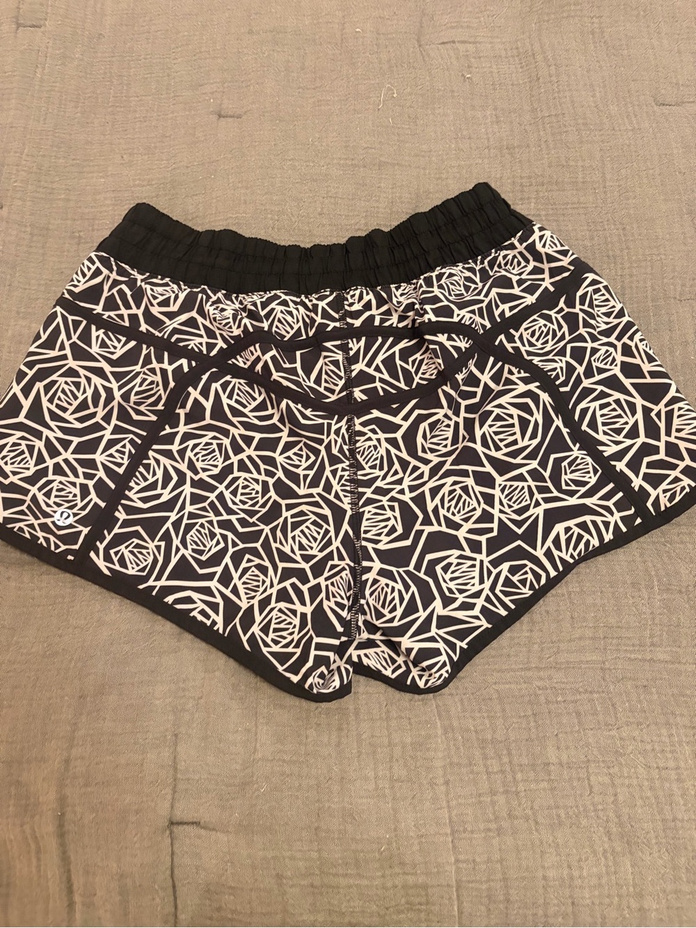 lululemon athletica Black & White Floral-Print Athletic Shorts - Picture 2 of 5